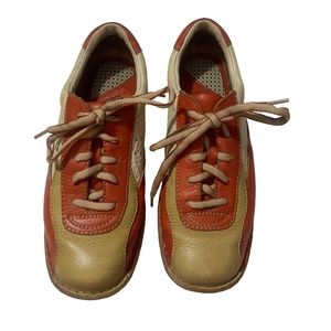 Born W/ 8 1/2 M 40 Lace Up Shoes Leather